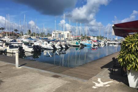 Apartamento Ravissant Duplex A Saint Francois Exterior foto